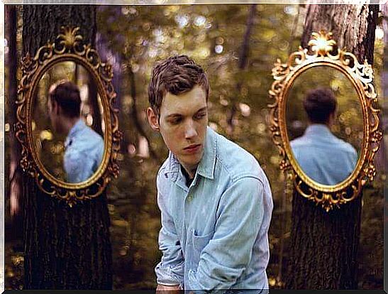 boy before two mirrors suffering from Dorian Gray syndrome