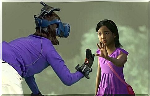 Virtual reality allows a mother to see her deceased daughter